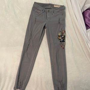 Grey embroidered stretchy jeans size small